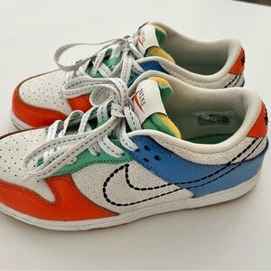 NIKE Kids Dunks Size 3Y